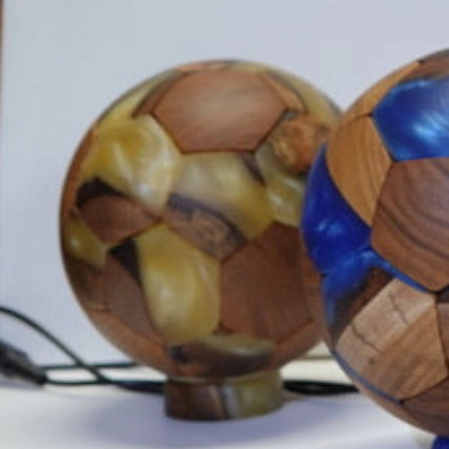 【ウッドレジン】サッカーボールランプ